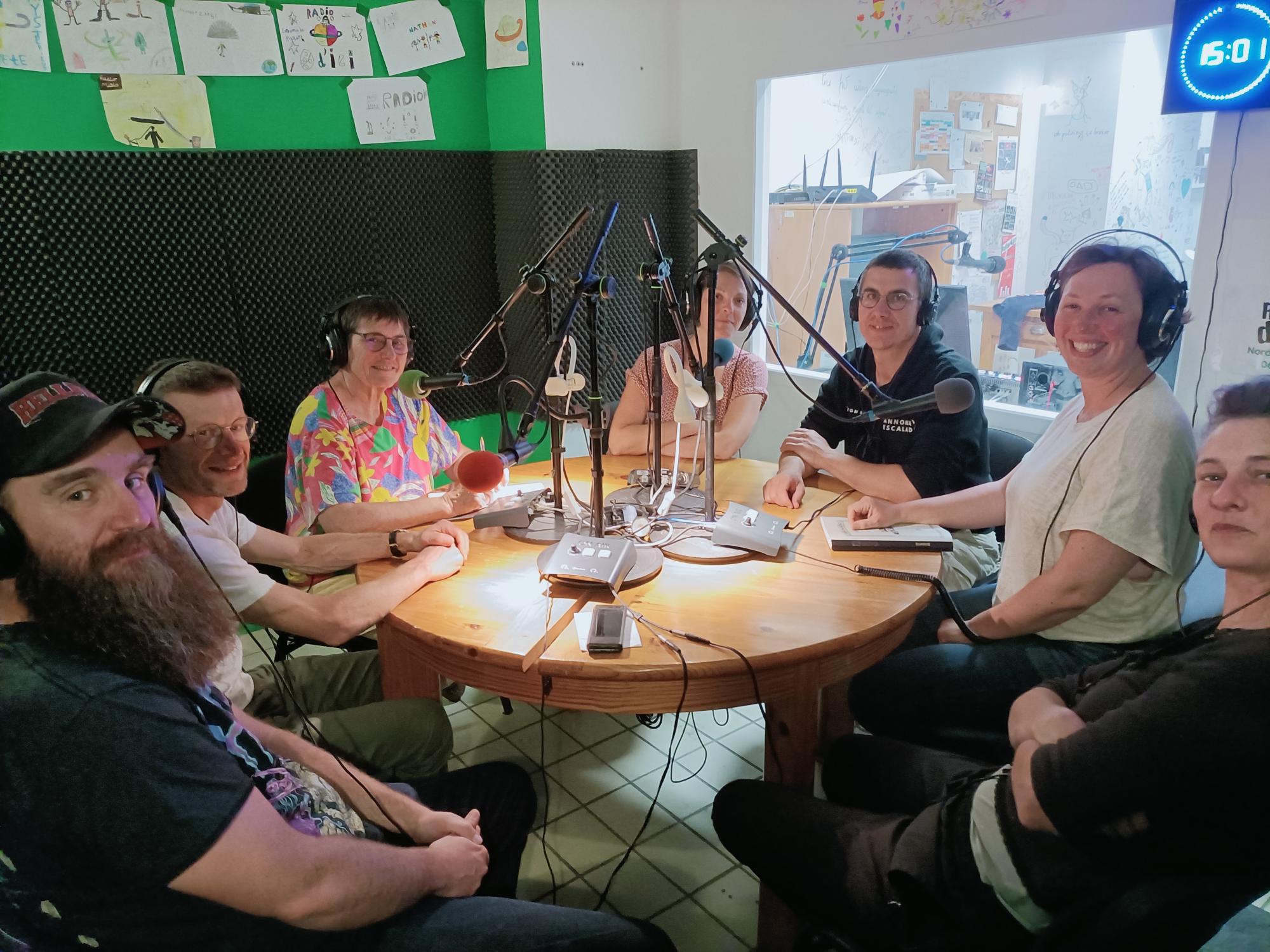 En direct de l'émission Radio D'ici avec la promo Incubation (2024)